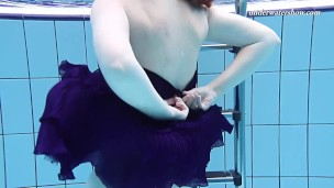 Hot Chick In Public Swimming Pool All Alone And Wet
