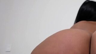 Bigbooty bitch fucked by big dick