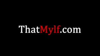 Gym Girl Latina Does Not Believe In Subtlety – Sandy Love